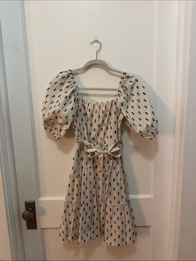 Cream Puff-Sleeve Midi Dress with Black Floral Motif